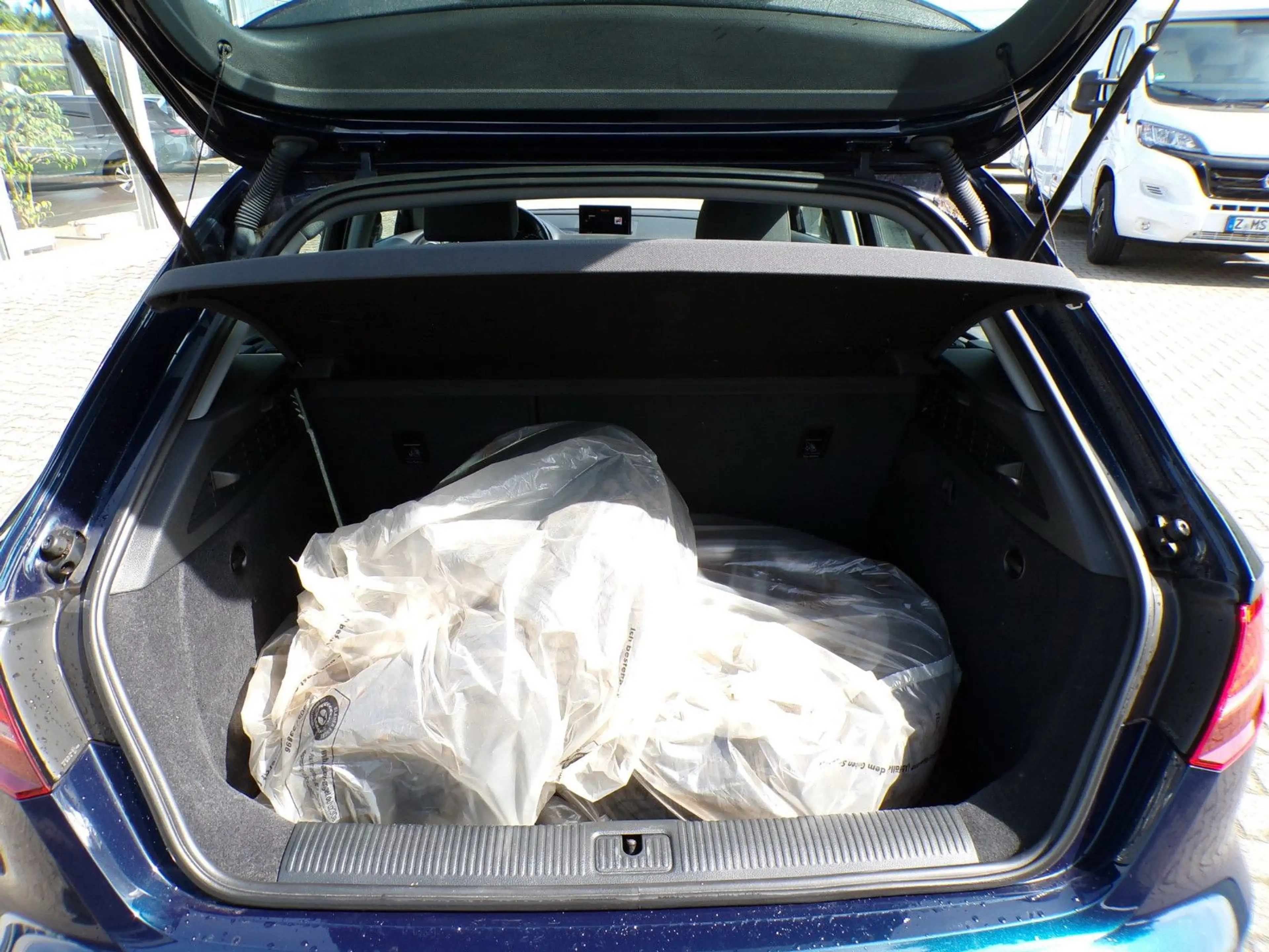 Audi A3 Sportback — photo 10