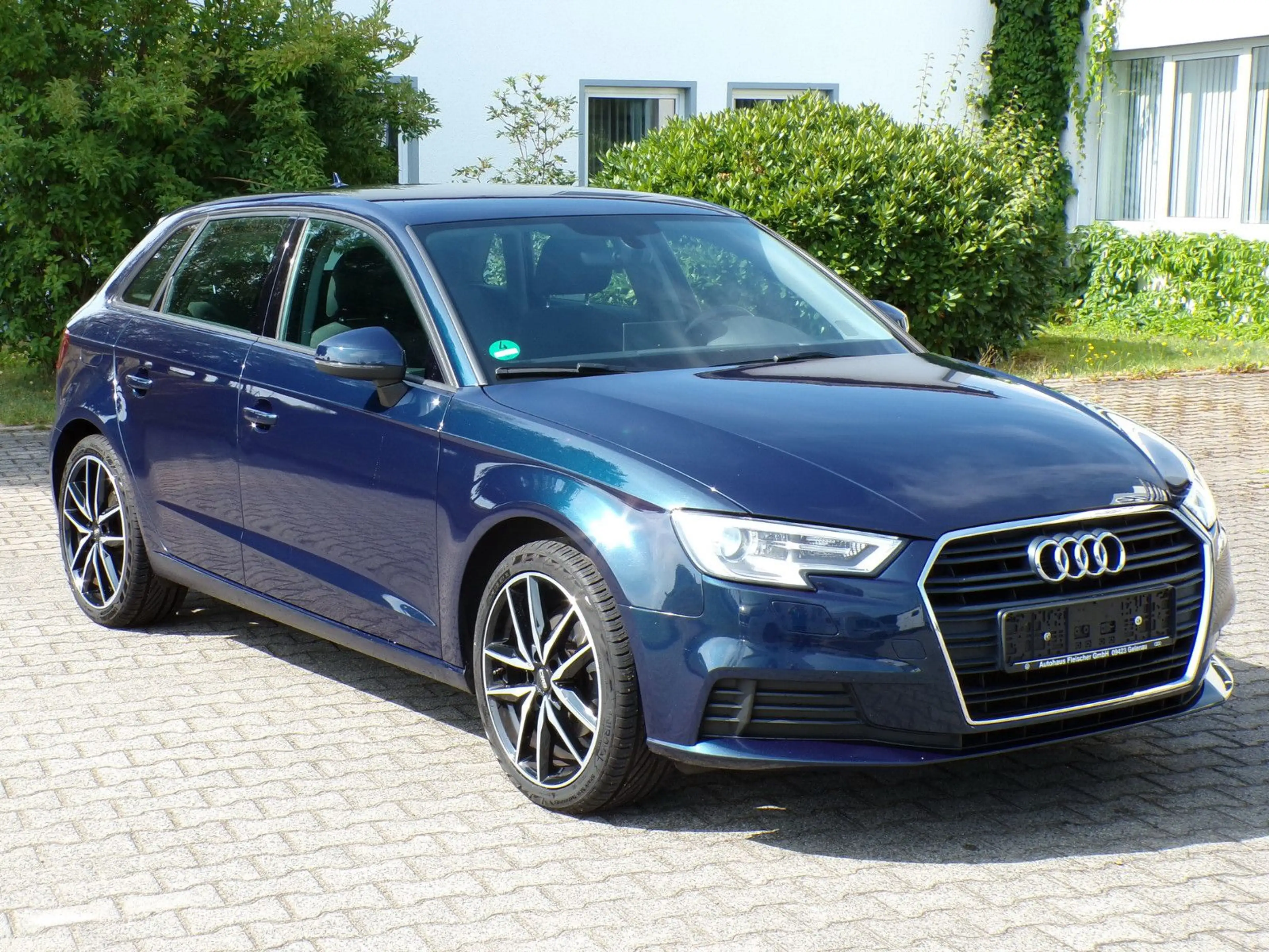 Audi A3 Sportback — photo 2