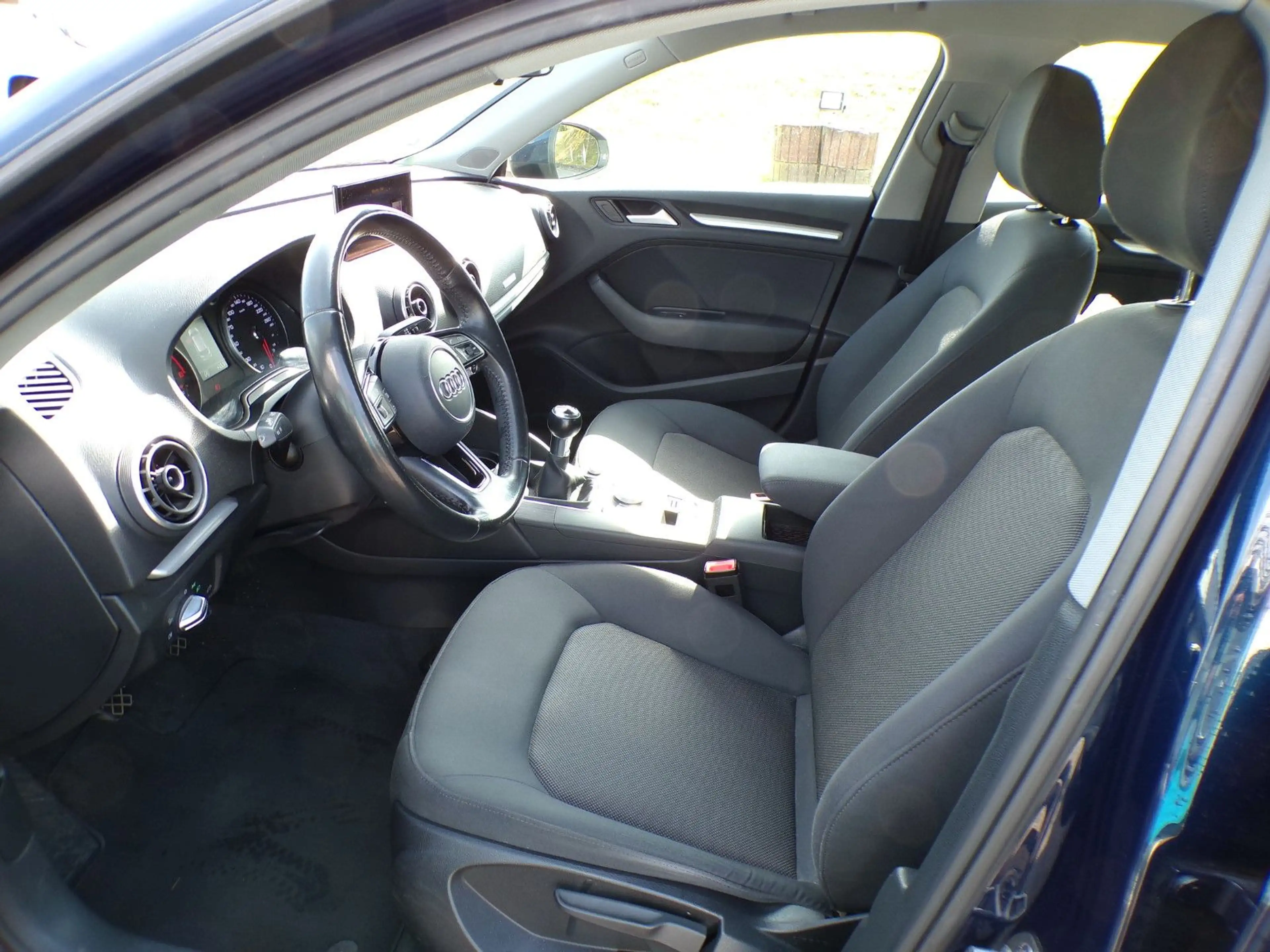 Audi A3 Sportback — photo 5