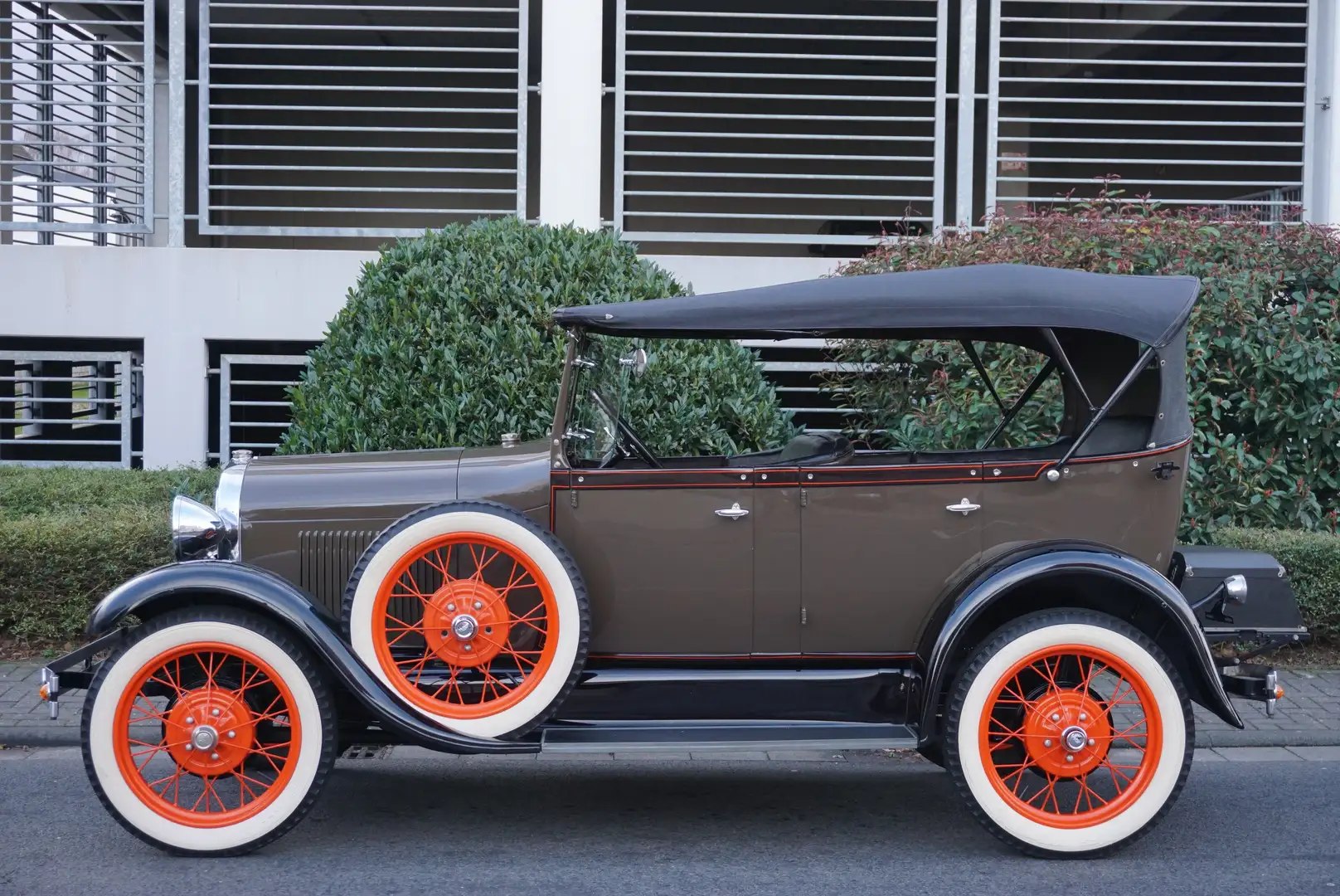 Oldtimer Ford Model A Phaeton, Oldtimer-Cabrio der 1920er Jahre! Marrón - 2