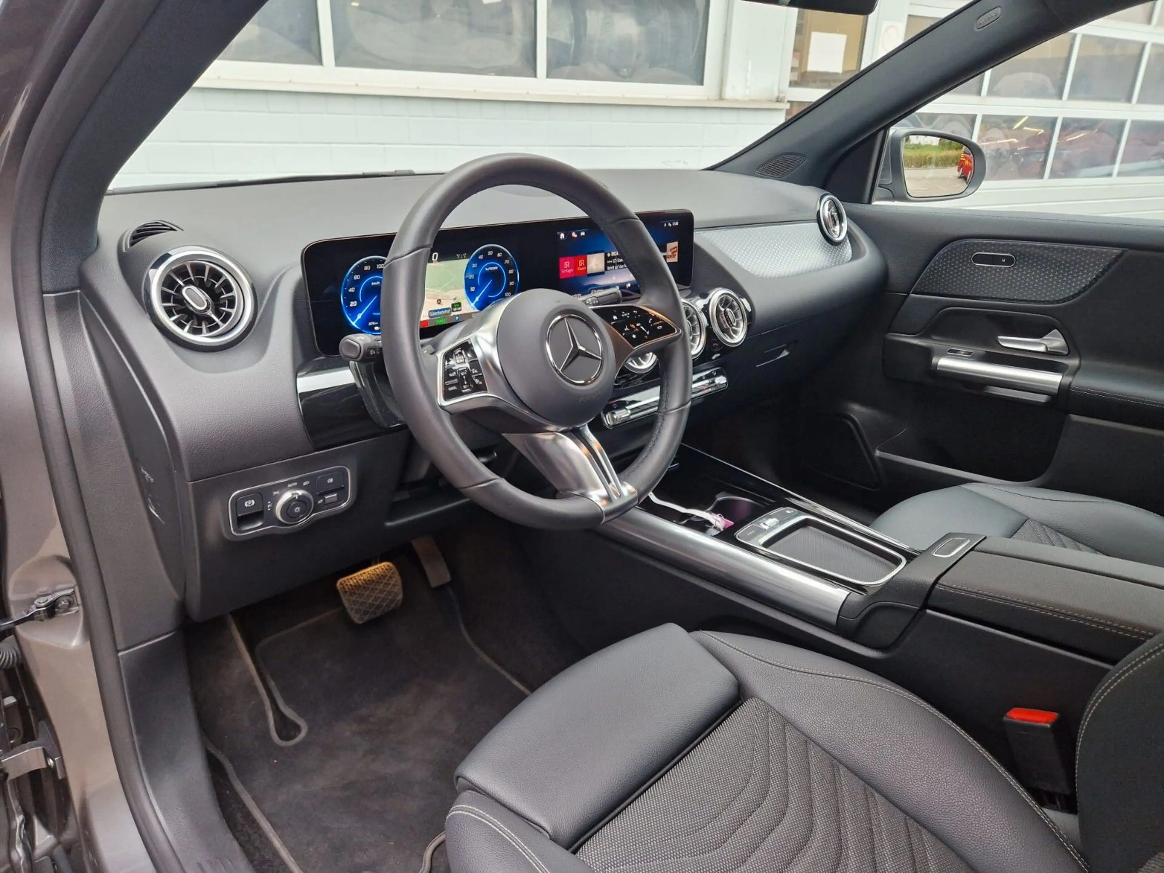 Mercedes-Benz EQA 250+|PROGR|AHK|EASY-P|LED|AMBIENTEB|KAMERA — photo 8