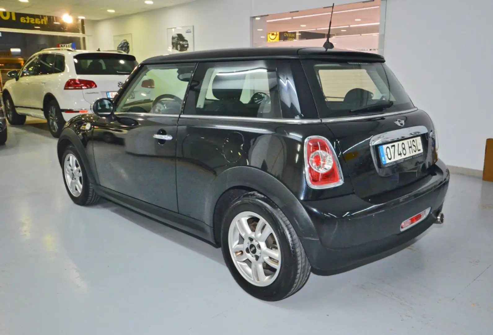 MINI One D Negro - 2