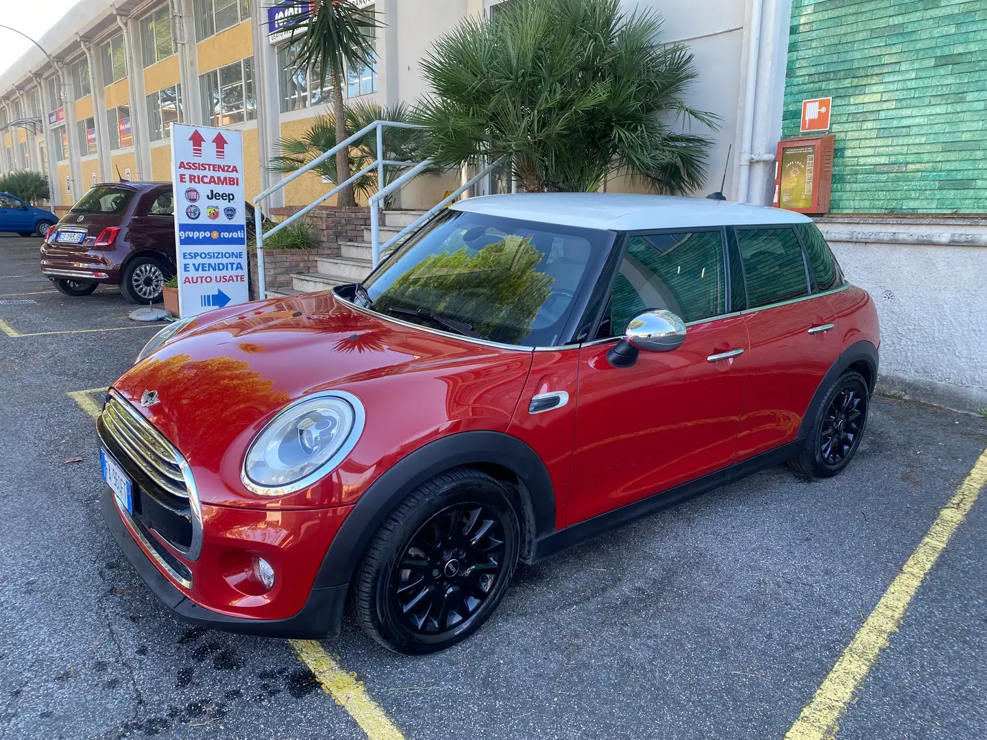 MINI Cooper D Mini IV F55-F561.5 5p auto Rosso - 1