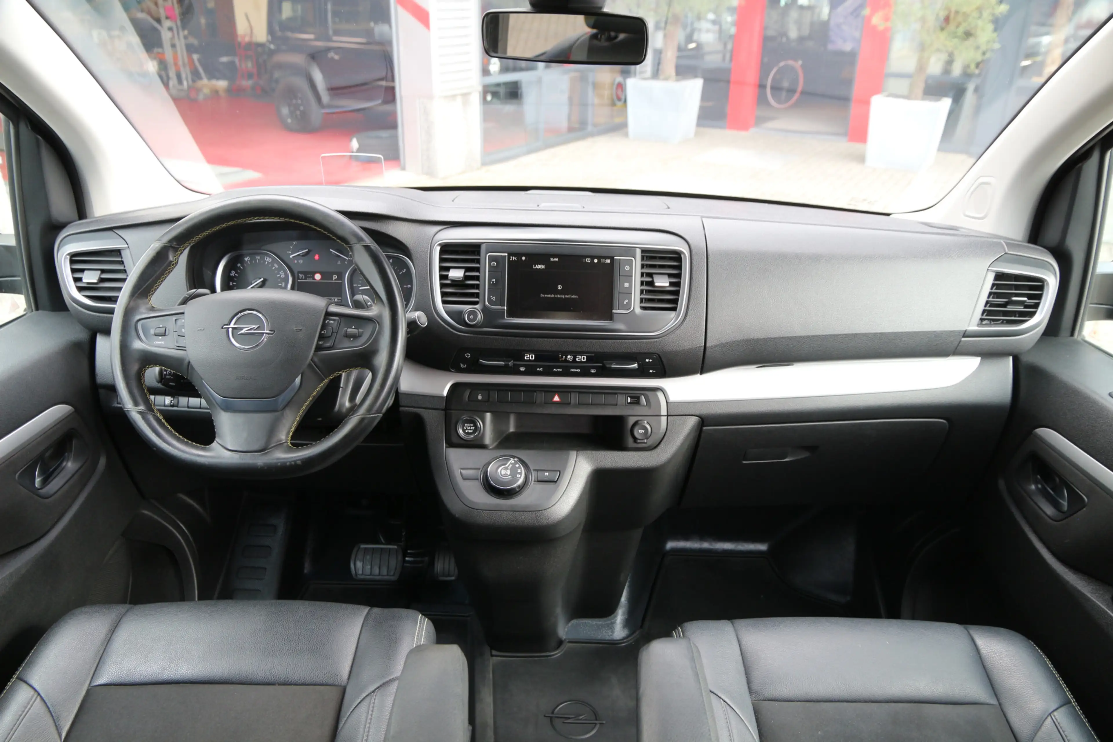 Opel Vivaro 2.0 CDTI 180 | DC | 2x Schuifdeur | Irmscher Sport — photo 4