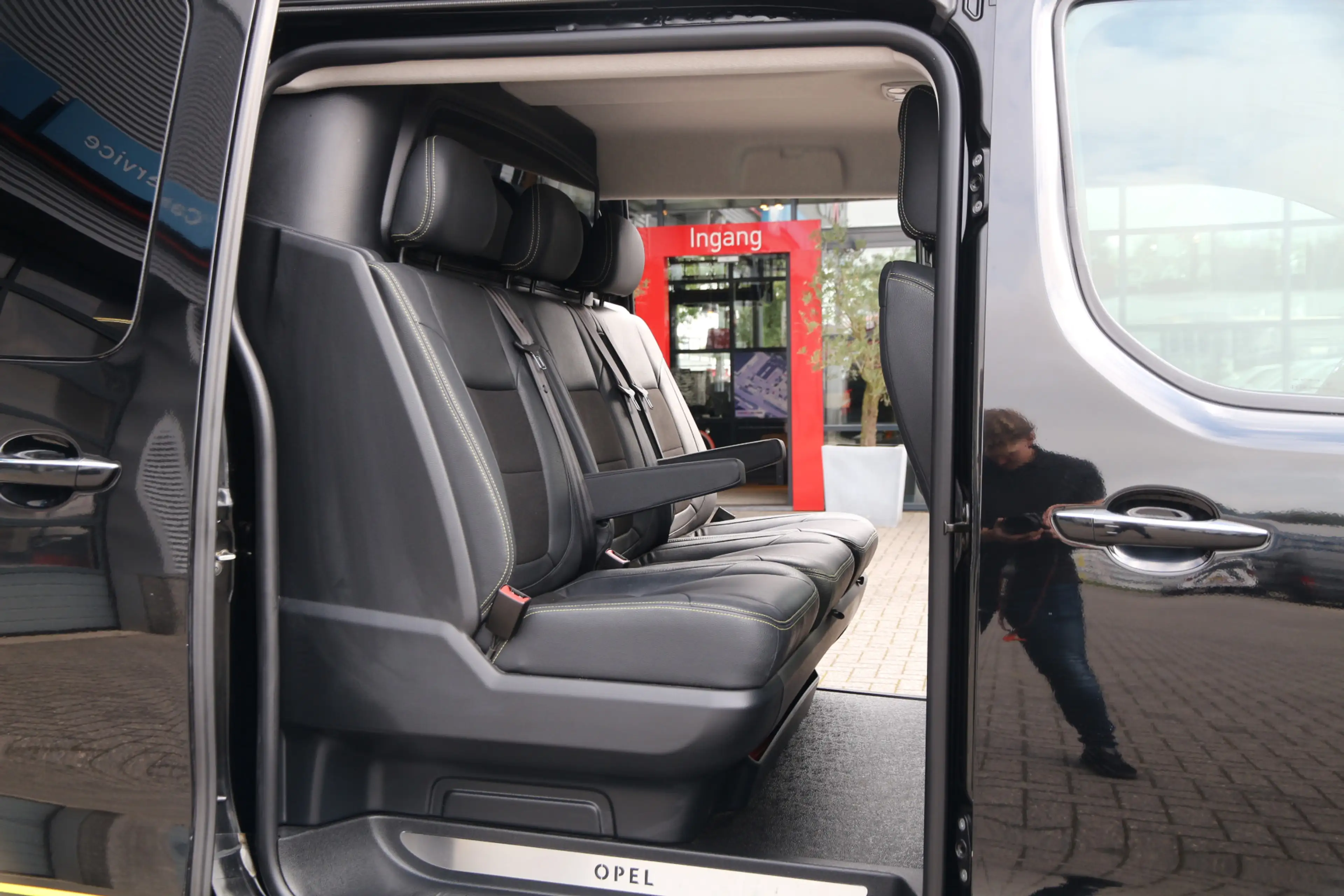 Opel Vivaro 2.0 CDTI 180 | DC | 2x Schuifdeur | Irmscher Sport — photo 18