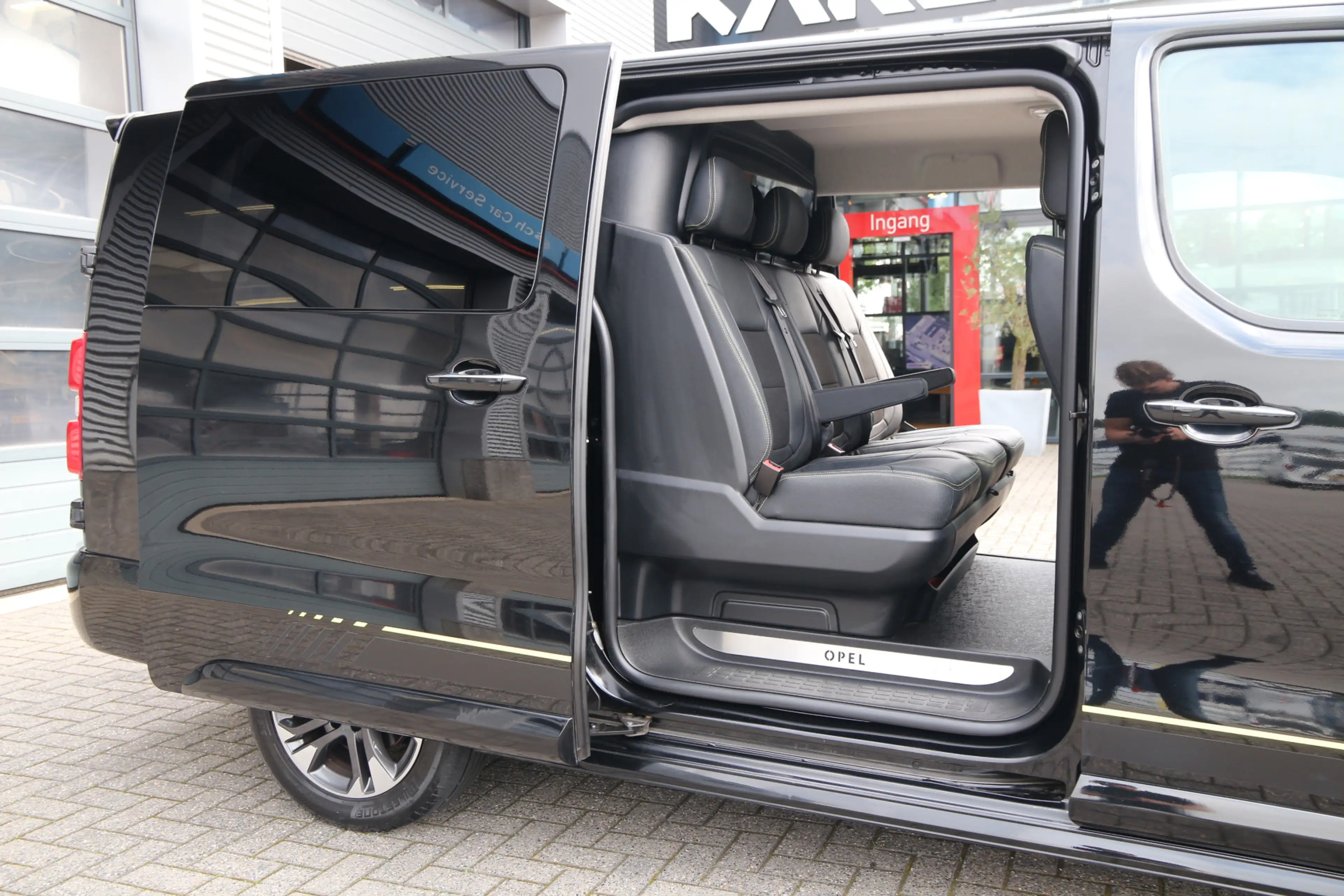 Opel Vivaro 2.0 CDTI 180 | DC | 2x Schuifdeur | Irmscher Sport — photo 14