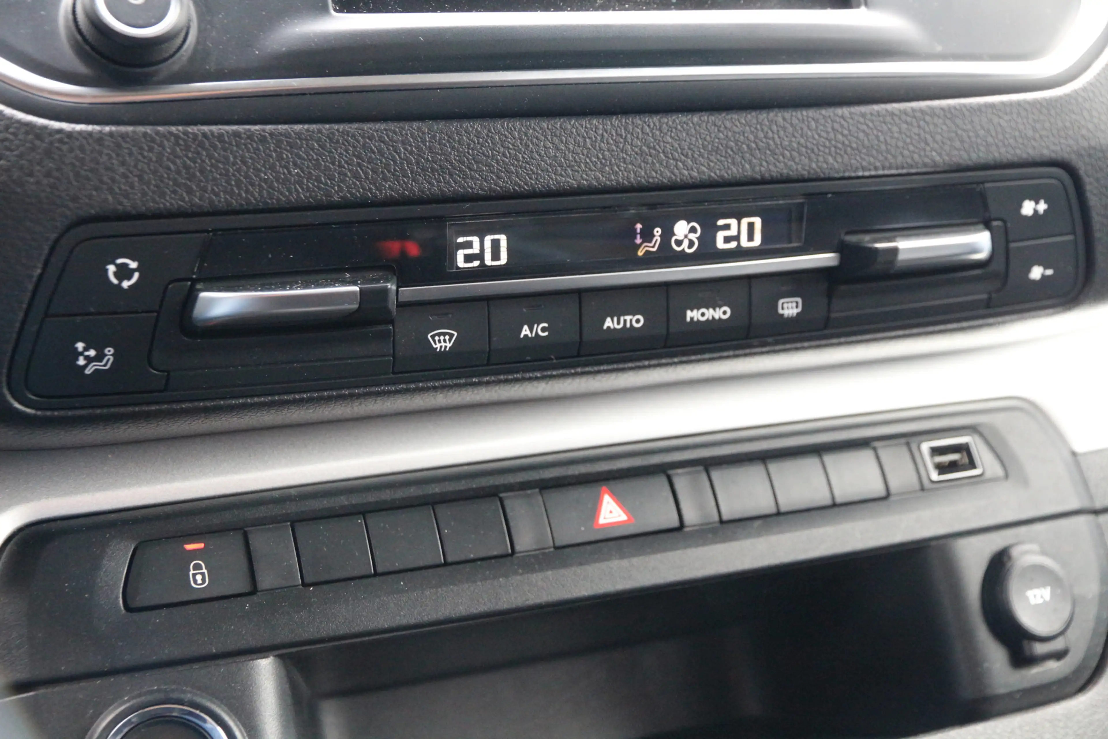 Opel Vivaro 2.0 CDTI 180 | DC | 2x Schuifdeur | Irmscher Sport — photo 15