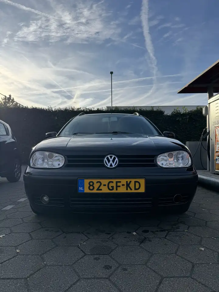 Volkswagen Golf 1.6-16V Comfortline, foto 1