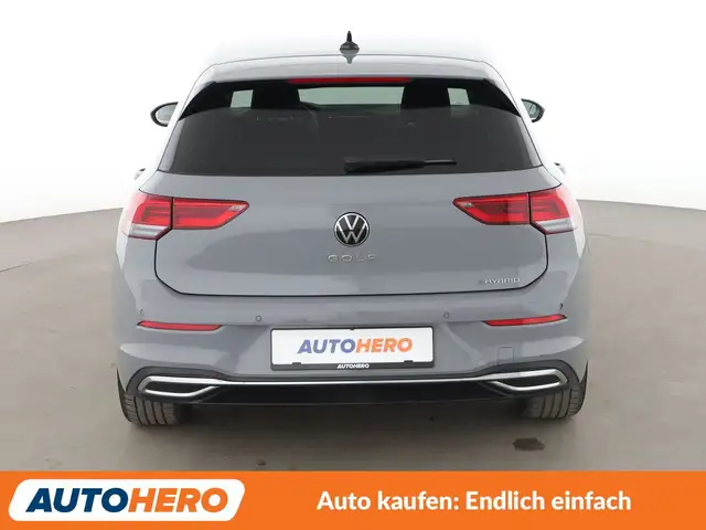 Volkswagen Golf view 5