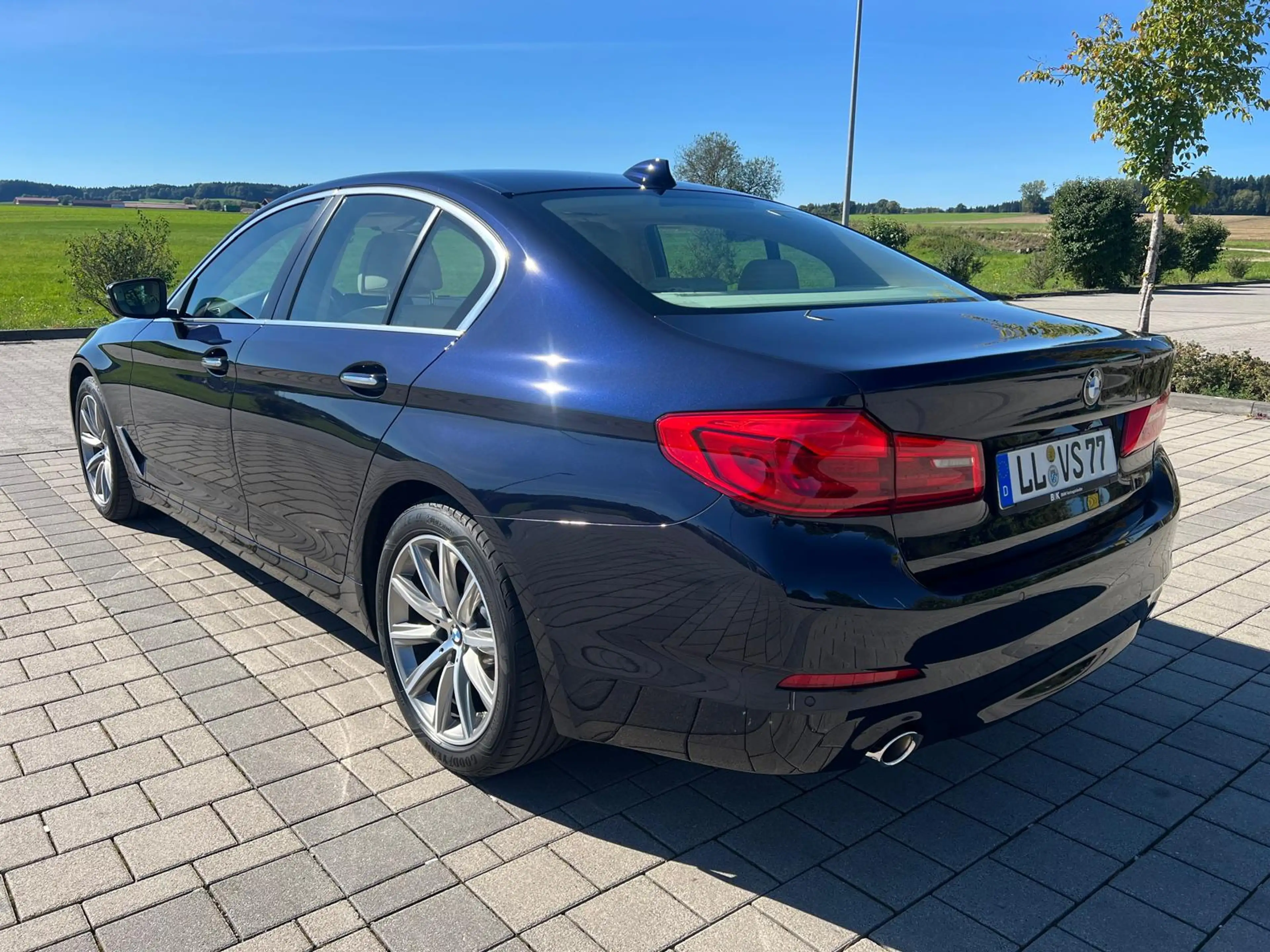 BMW 530 530 d xDrive BMW Garantie und Servicepaket bis 06/2029 — photo 3