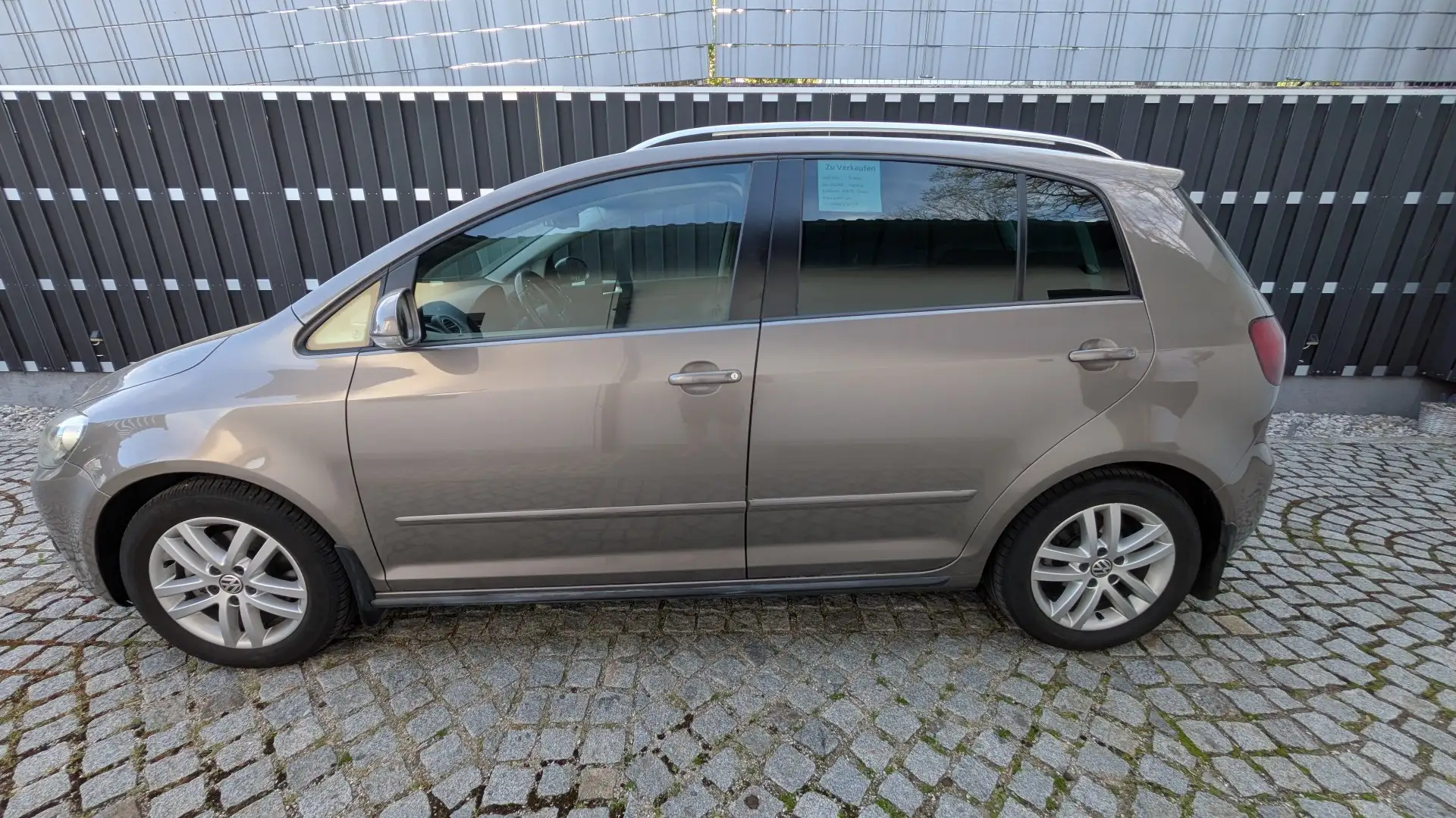 Volkswagen Golf Plus Highline 1,6 TDI DSG Braun - 2