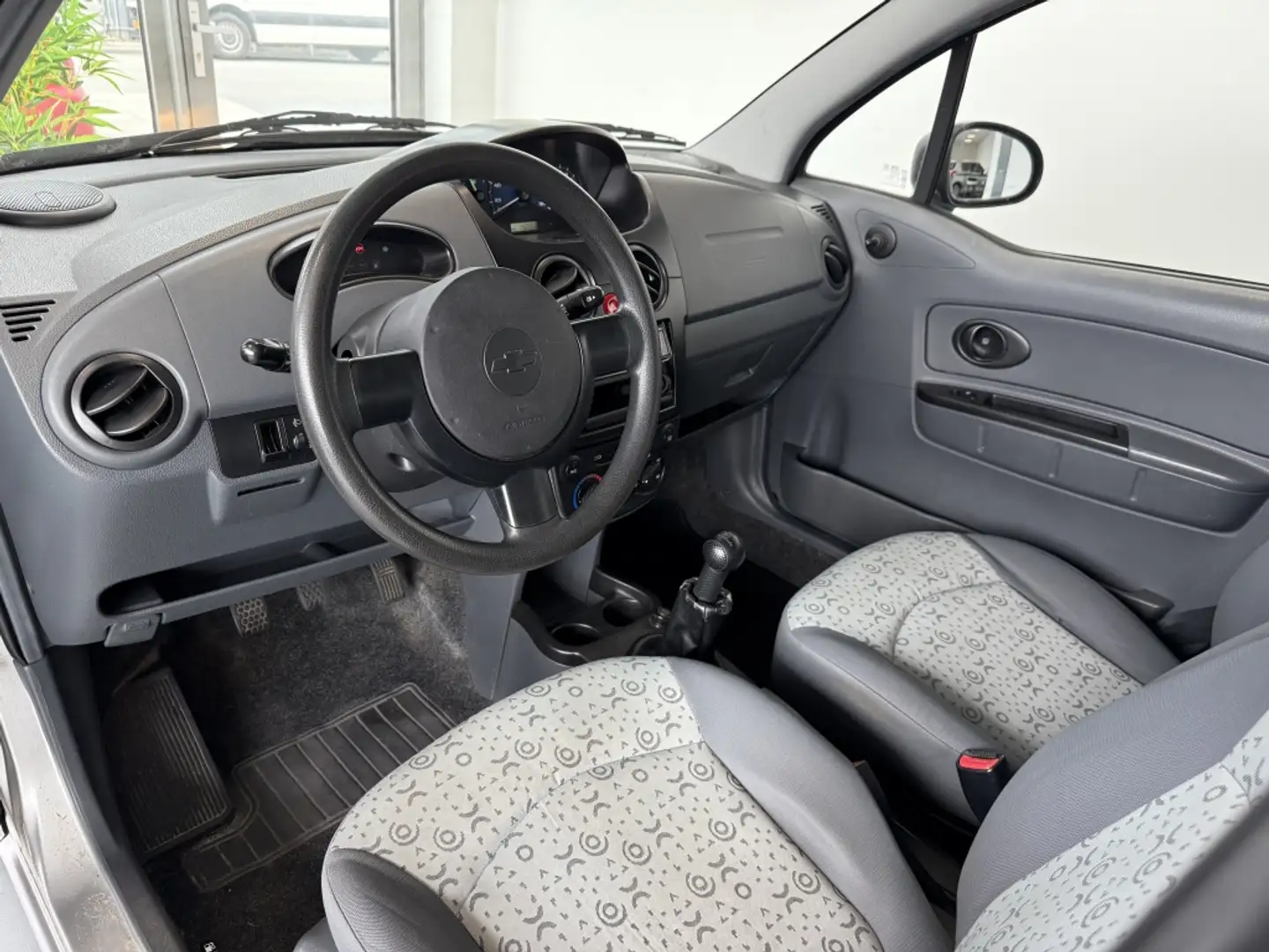Chevrolet Matiz 0.8 Spirit/ Airco/ Elek. ramen/ Trekhaak Gris - 2