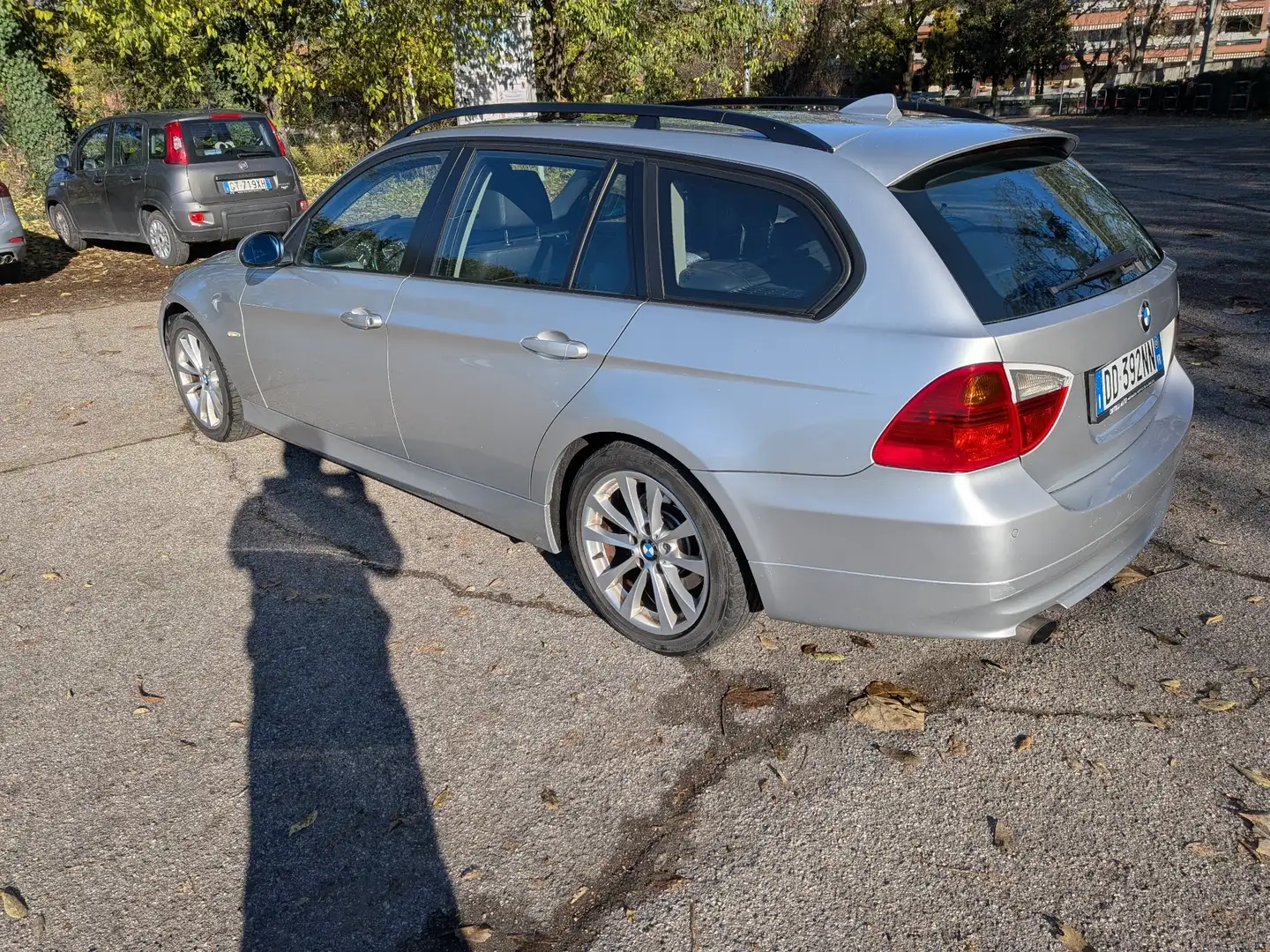 BMW 318 318d Touring Futura - 2