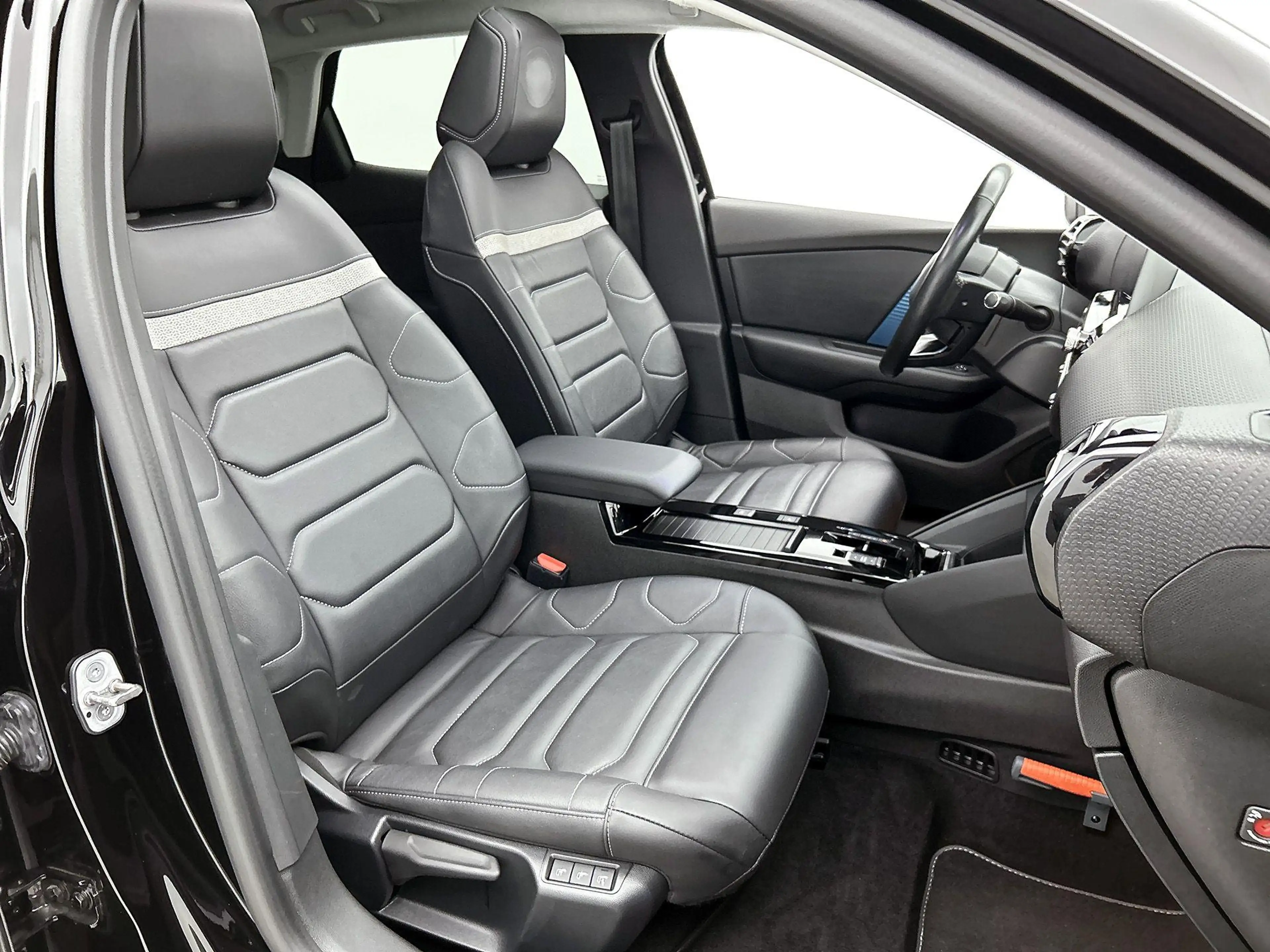 Citroen E-C4 Electric Shine 50 kWh 136pk | Accu 92% | Navigatie | Panora — photo 12