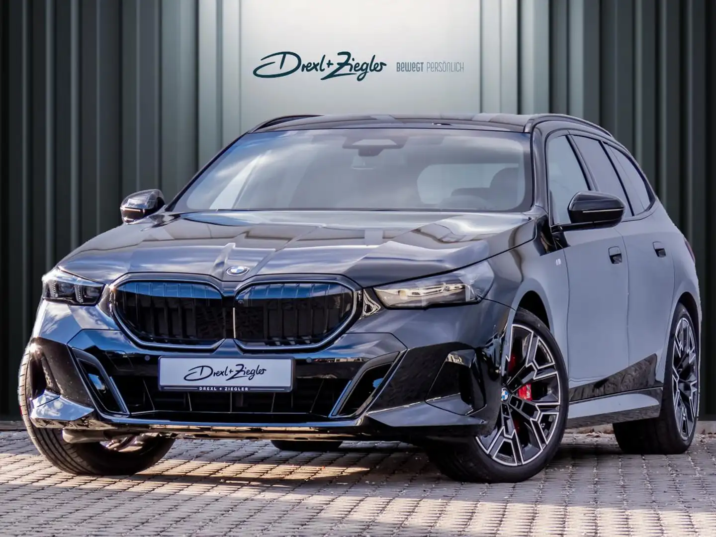BMW 540 d xDrive Touring M-Sport PRO 20" ACC PANO B&W Nero - 1