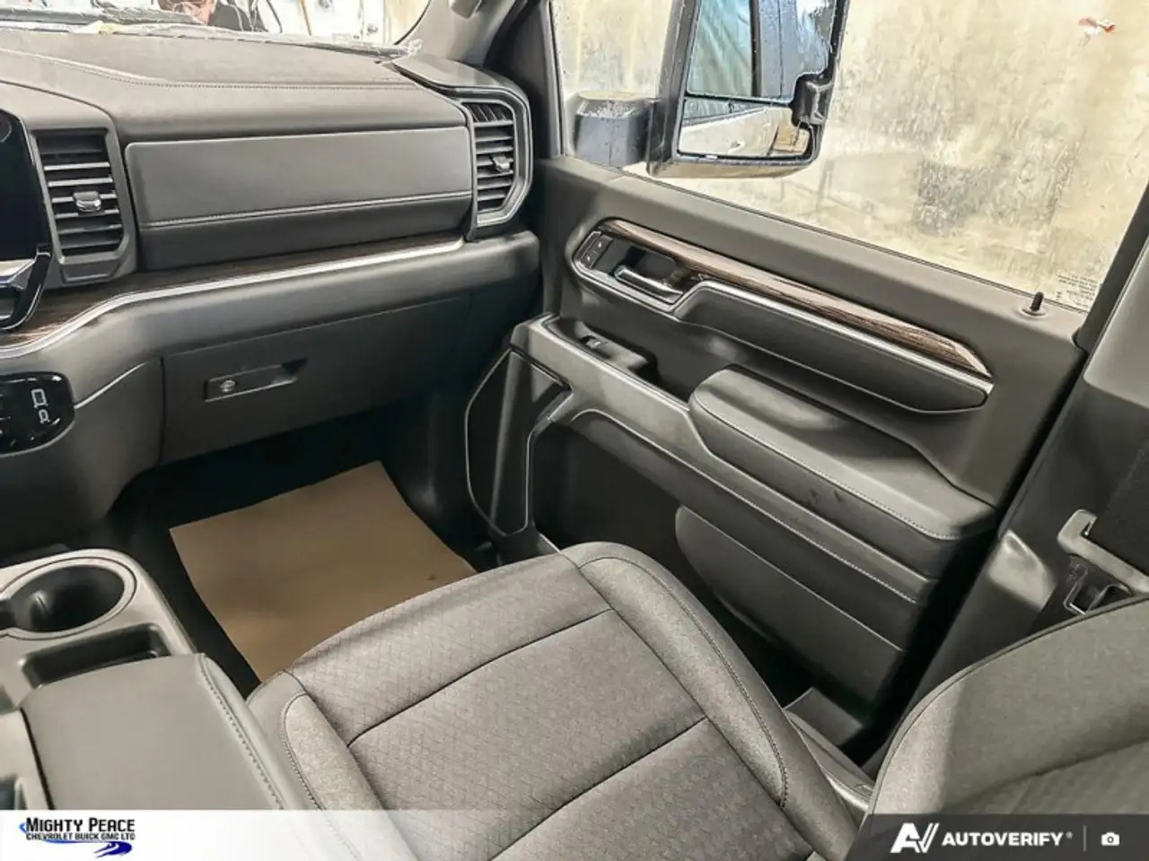 Chevrolet Silverado 3500 снимка Chevrolet Silverado 3500