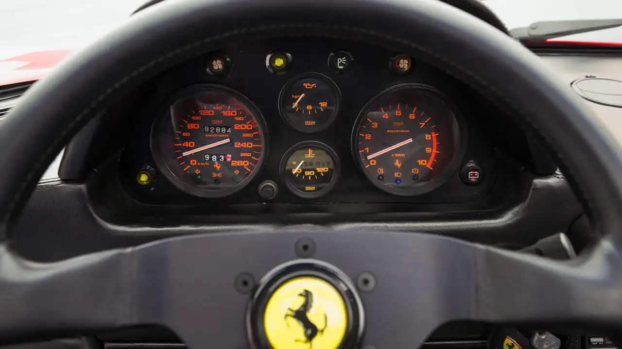 Ferrari 328 GTS, foto 9