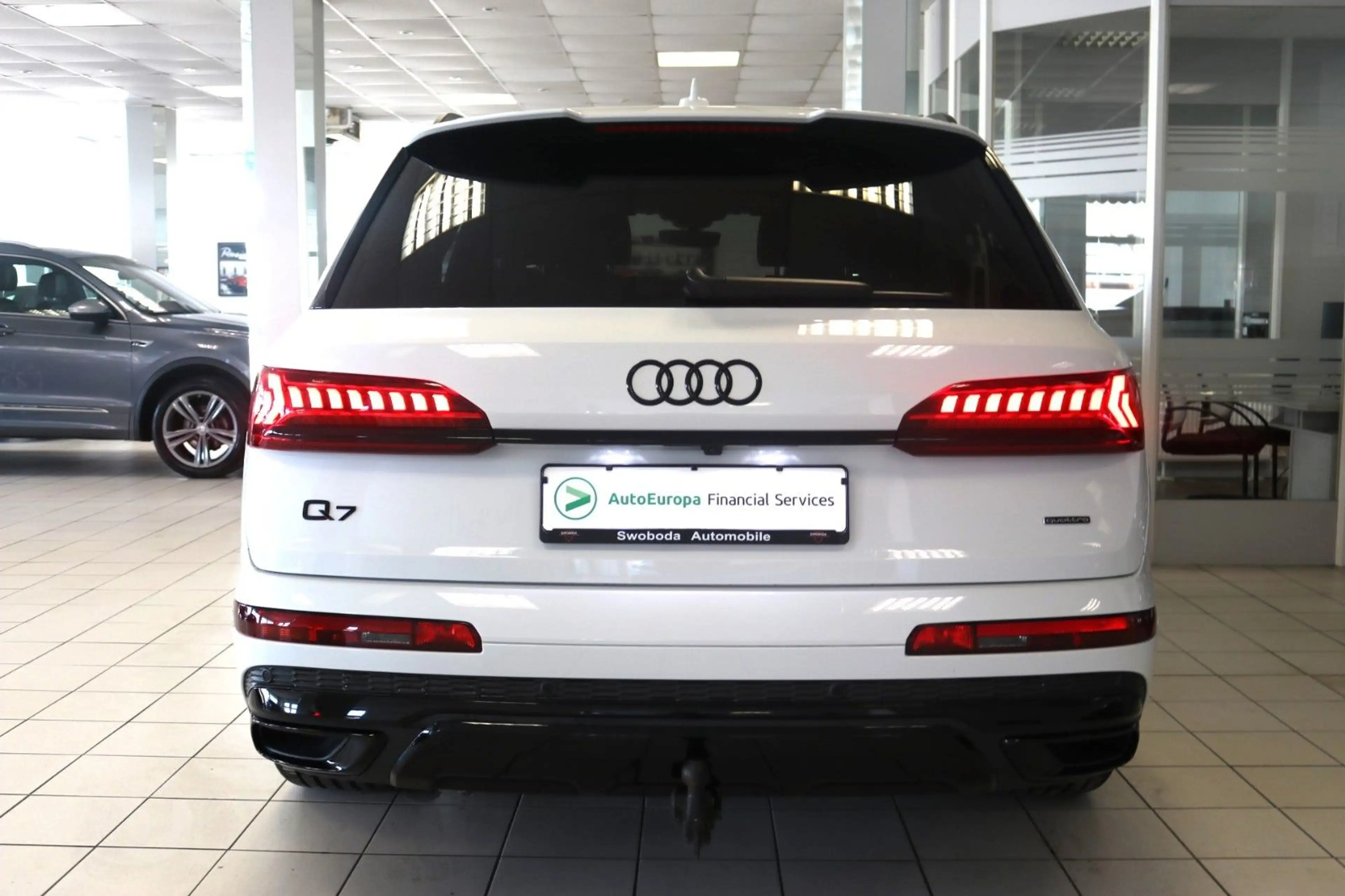 Audi Q7 S-Line competition plus Laser Pano 7-Sitzer — photo 9