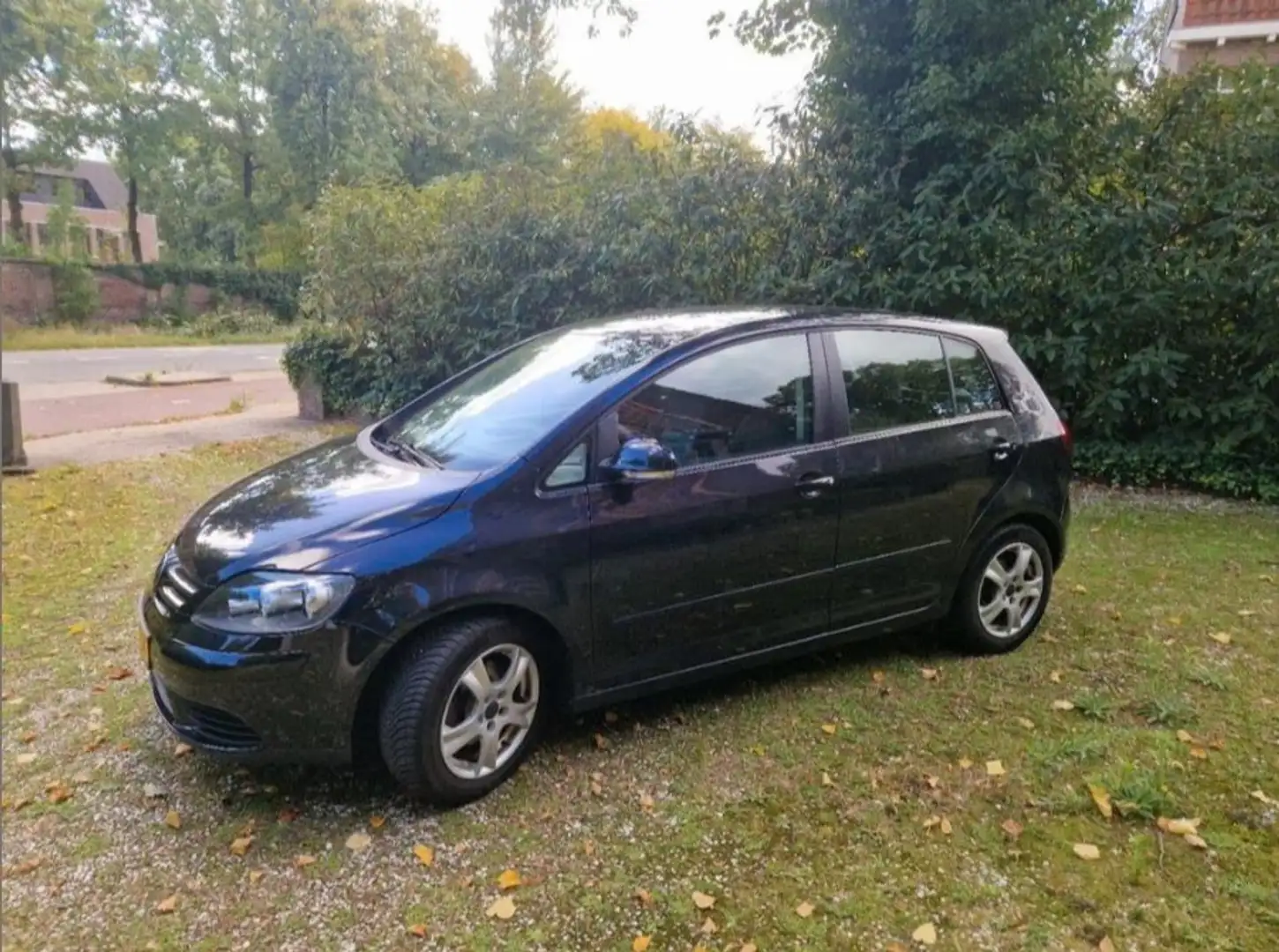 Volkswagen Golf Plus Golf Plus 1.6 FSI Trendl. Bns Zwart - 2