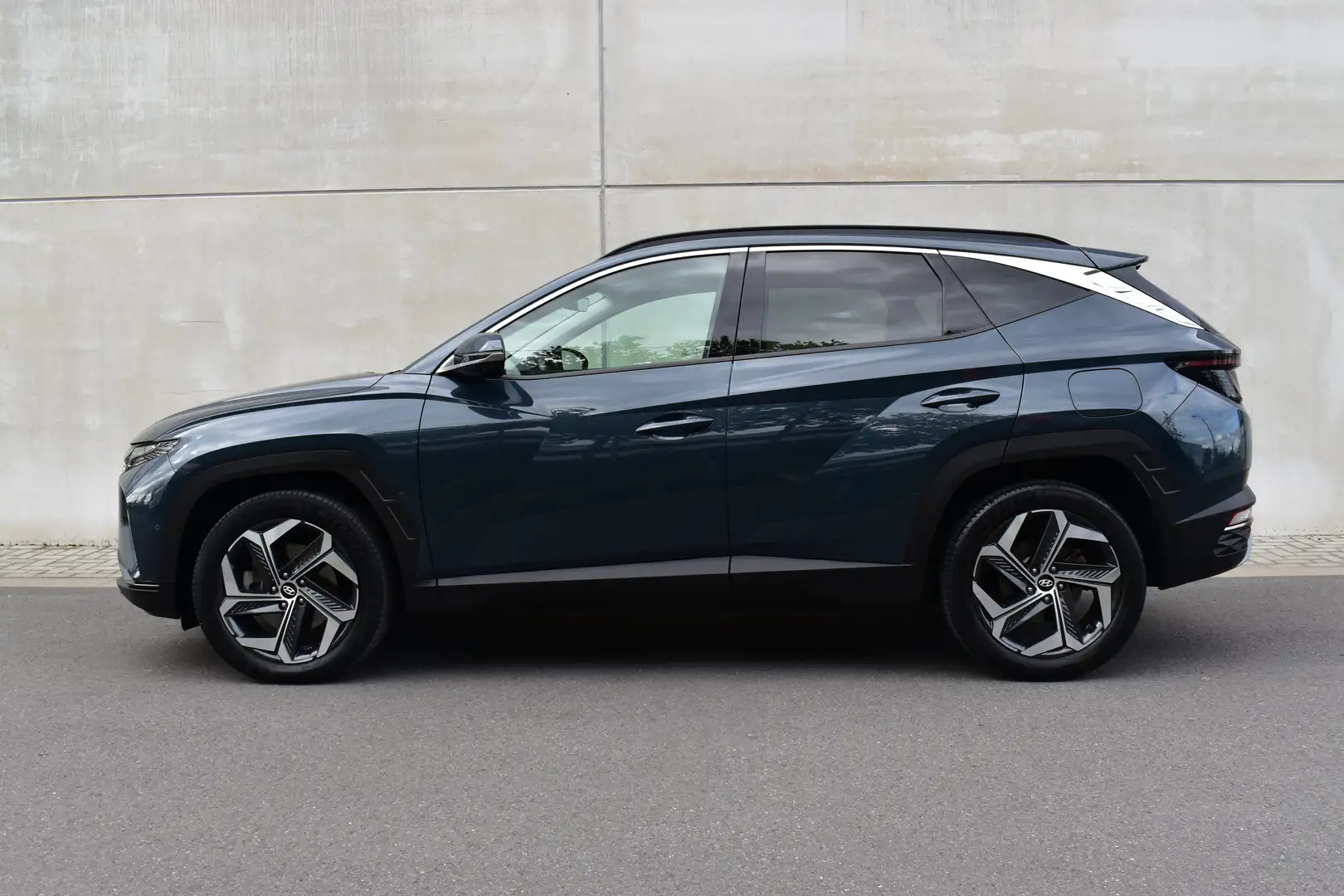 Hyundai TUCSON 1.6 Hybrid 4X4 *Shine* 265CV GARANTIE 2028 Bleu - 2