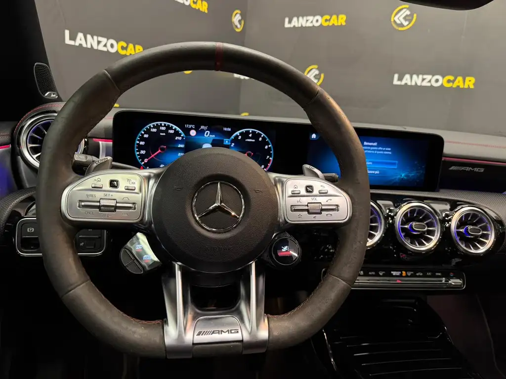 Mercedes-Benz CLA 45 AMG | foto 8