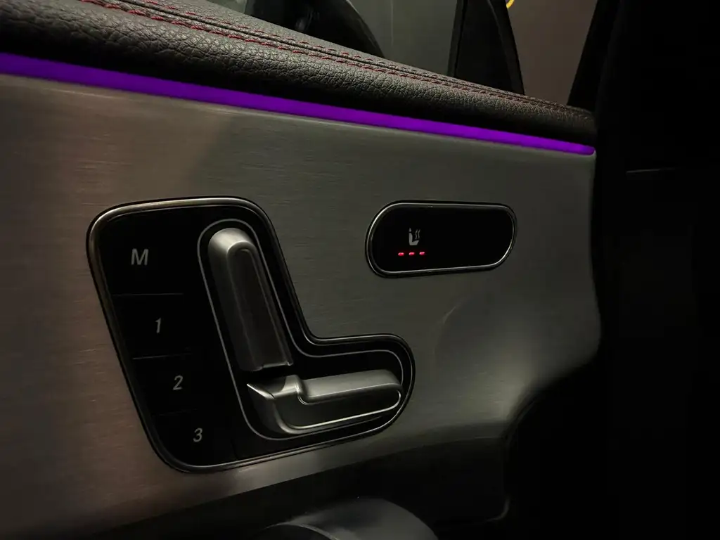 Mercedes-Benz CLA 45 AMG | foto 12