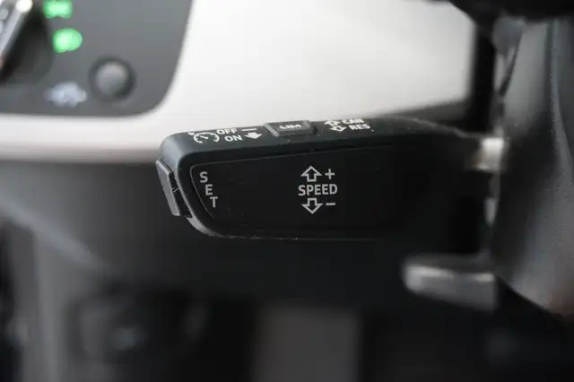 Audi A4 view 15