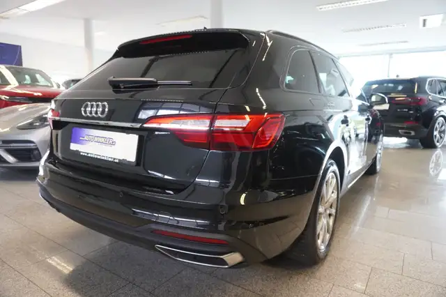 Audi A4 view 5