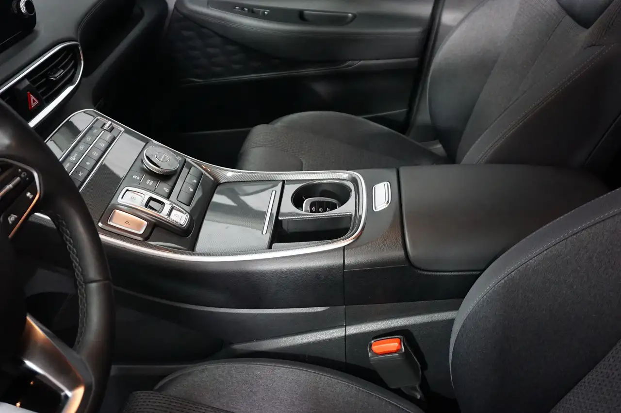 Hyundai SANTA FE снимка Hyundai SANTA FE