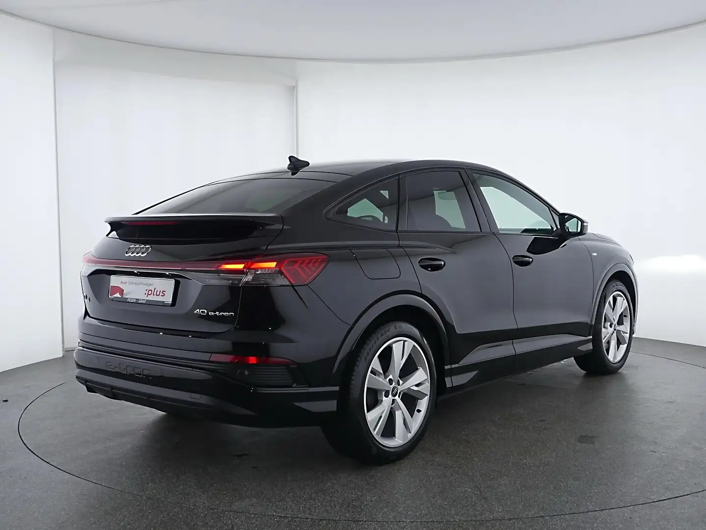 Audi Q4 e-tron Sportback 40 e-tron S line Vir. Cockpit/Navi/AHK/L Schwarz - 2