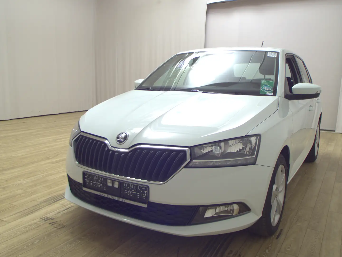 Skoda Fabia 1.0 Cool Plus PDC Klima DAB Weiß - 2