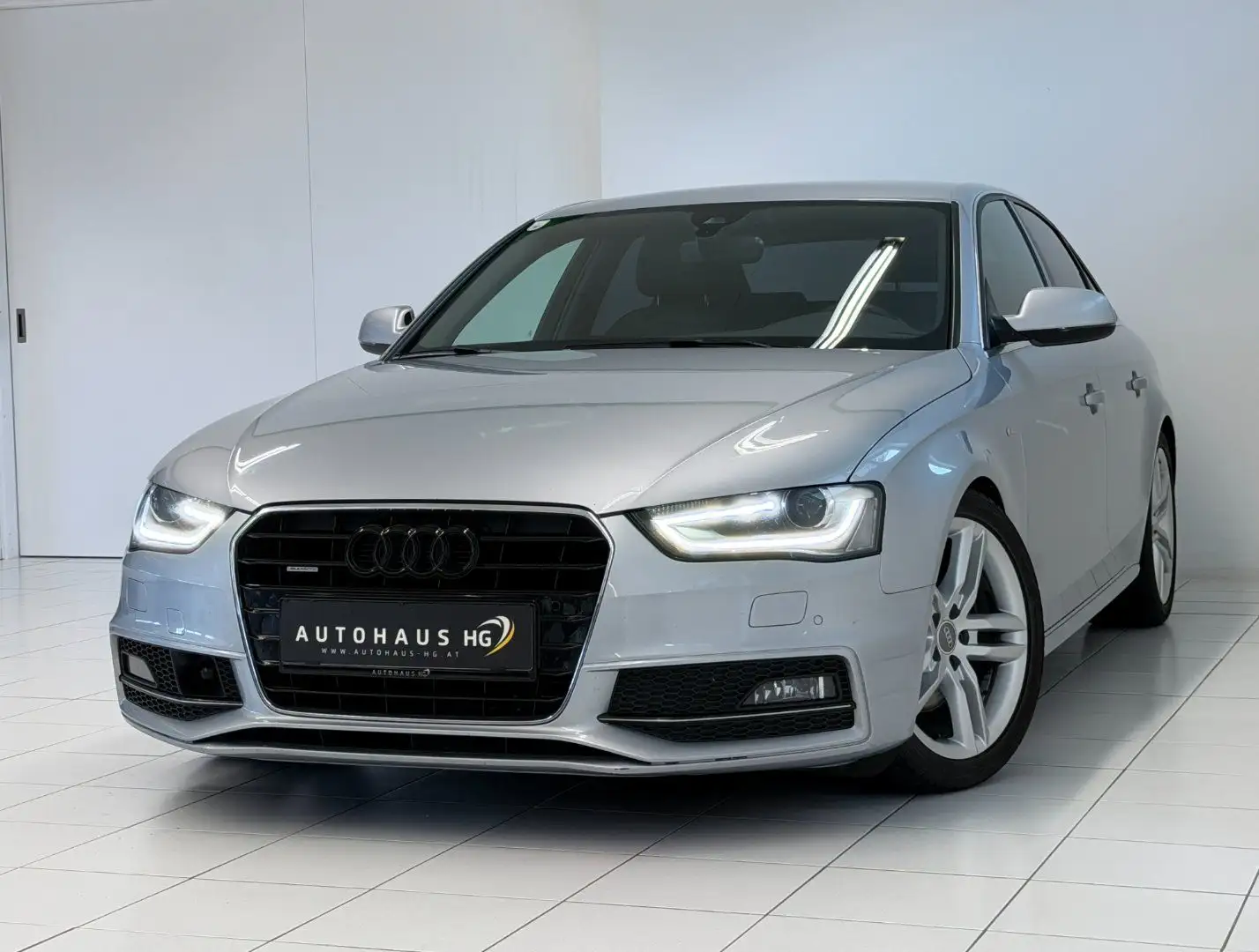 Audi A4 2.0 TDI quattro S-Line*ACC*R-KAMERA*TOT-WINKEL* Silber - 2