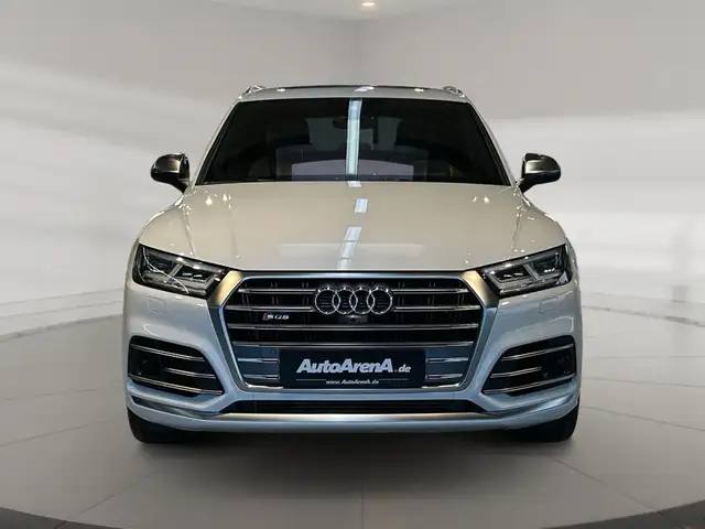 Audi SQ5 view 7
