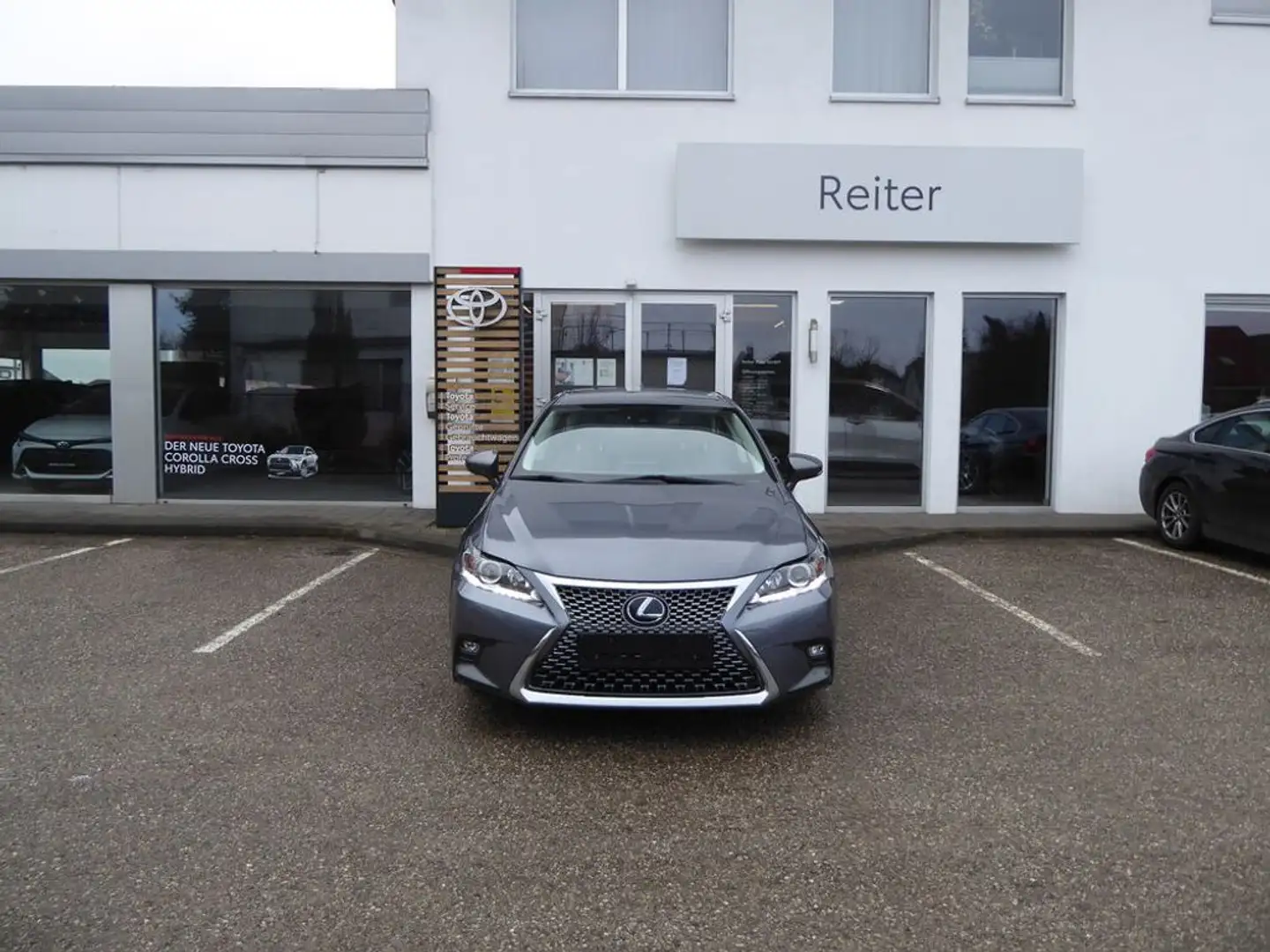 Lexus CT 200h Executive Grau - 1