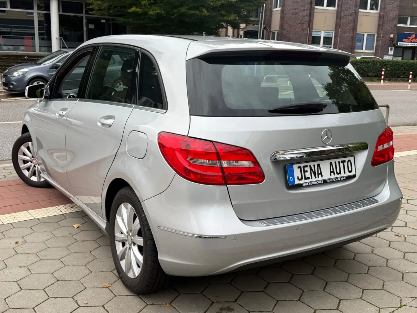 Mercedes-Benz B 200 Navi PDC 2.Hand Alufelgen SH Argent - 2