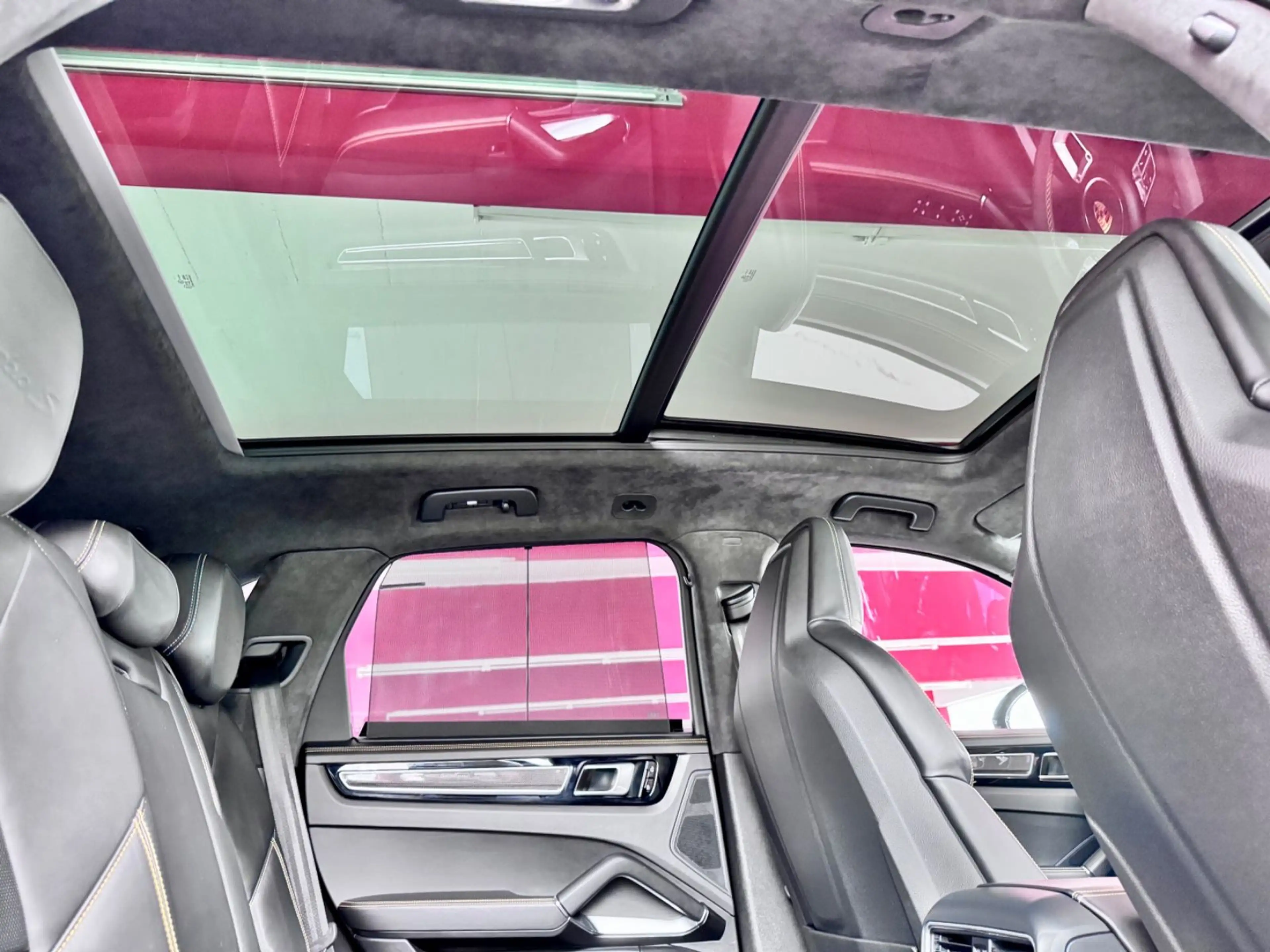 Porsche Cayenne TurboS ACC Pano 360°SportDesign18Wege 22 — photo 14