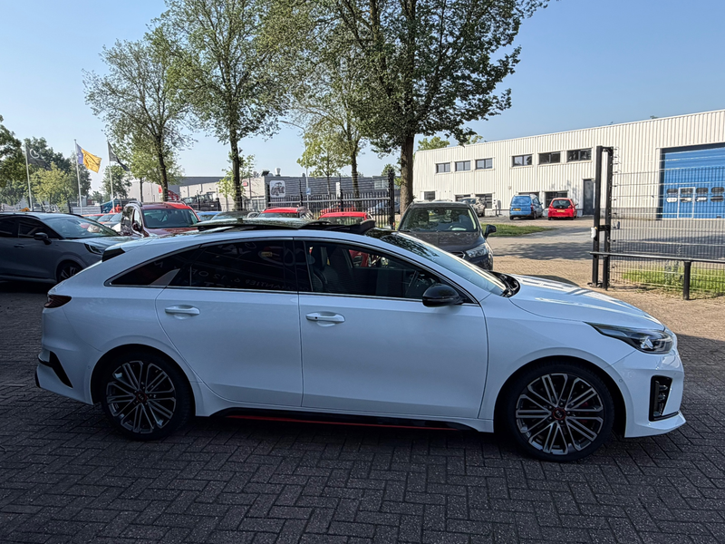 Kia ProCeed / pro_cee'd 1.6 T-GDI GT 204PK Automaat,Panodak,Navi,Clima,ACC — photo 6