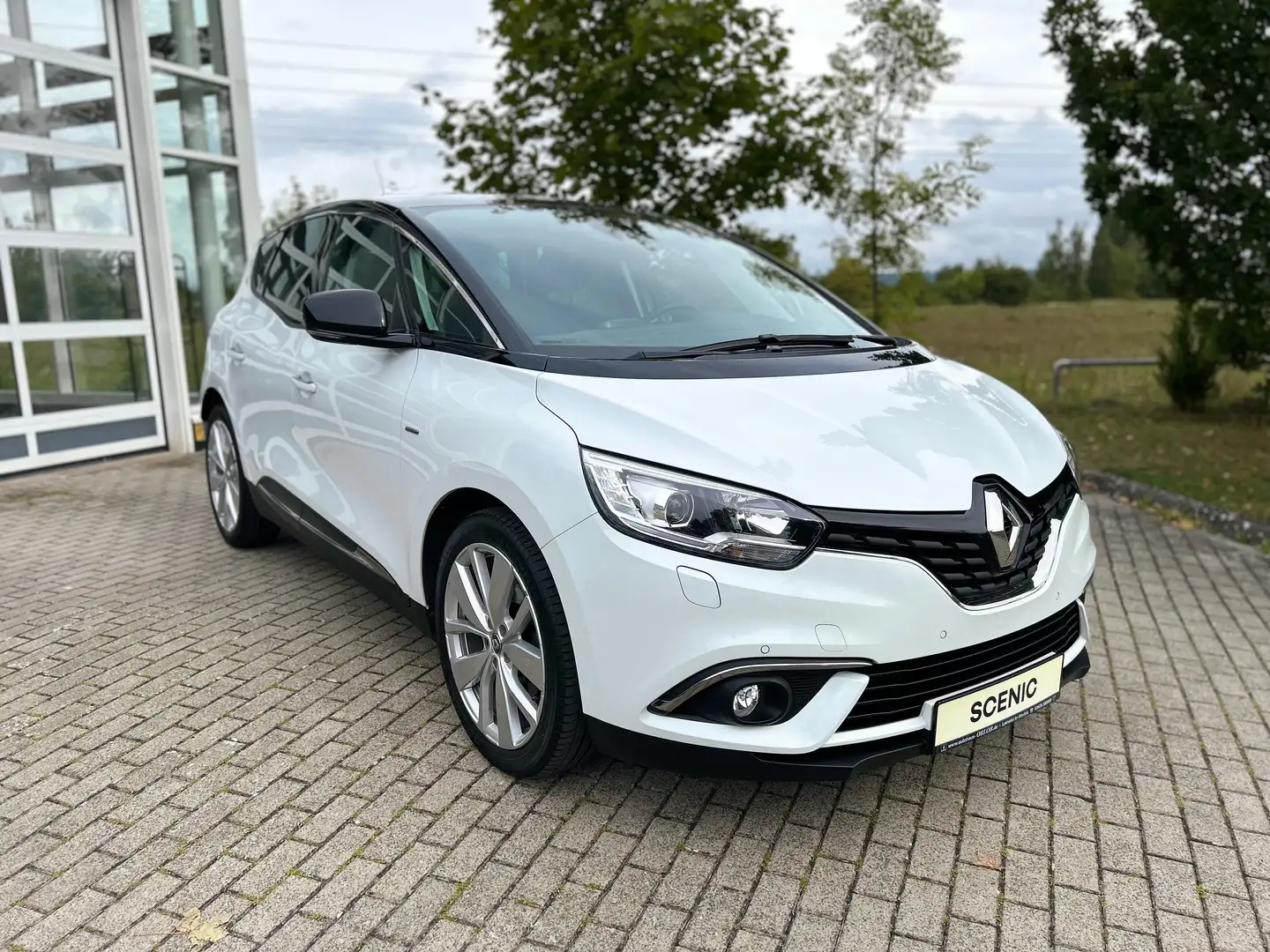 Renault Scenic Limited Deluxe TCe 160 EDC GPF Weiß - 2