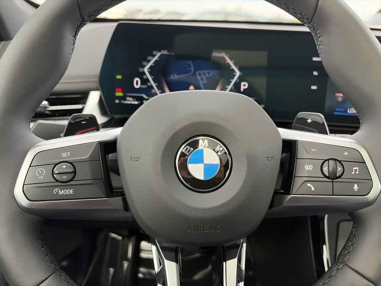 BMW X1 photo BMW X1