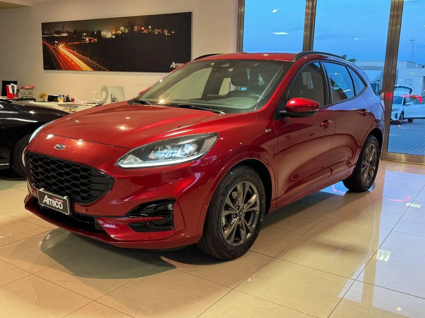Ford Kuga 1.5 TDCI 120 CV ST-Line 60.000 Km Rouge - 1
