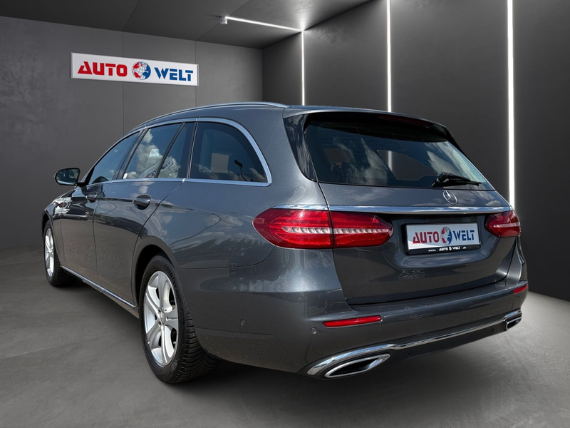Mercedes-Benz E 220 E220d T-Modell LED Navi Tempomat Teilleder PDC — photo 5