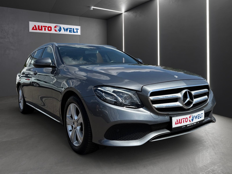 Mercedes-Benz E 220 E220d T-Modell LED Navi Tempomat Teilleder PDC — photo 2