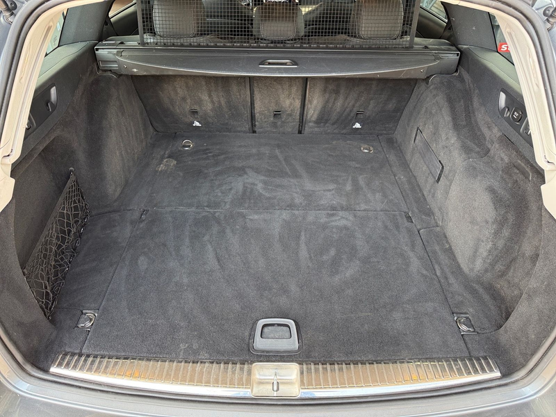 Mercedes-Benz E 220 E220d T-Modell LED Navi Tempomat Teilleder PDC — photo 9