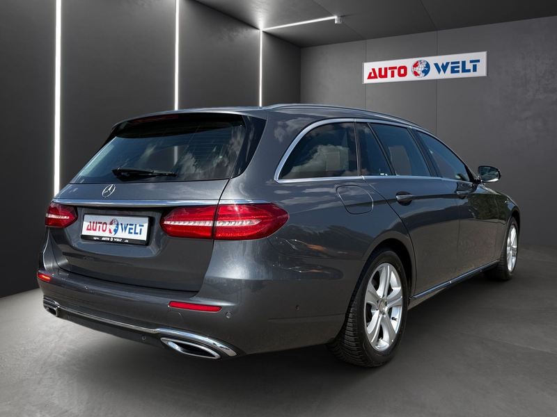 Mercedes-Benz E 220 E220d T-Modell LED Navi Tempomat Teilleder PDC — photo 4