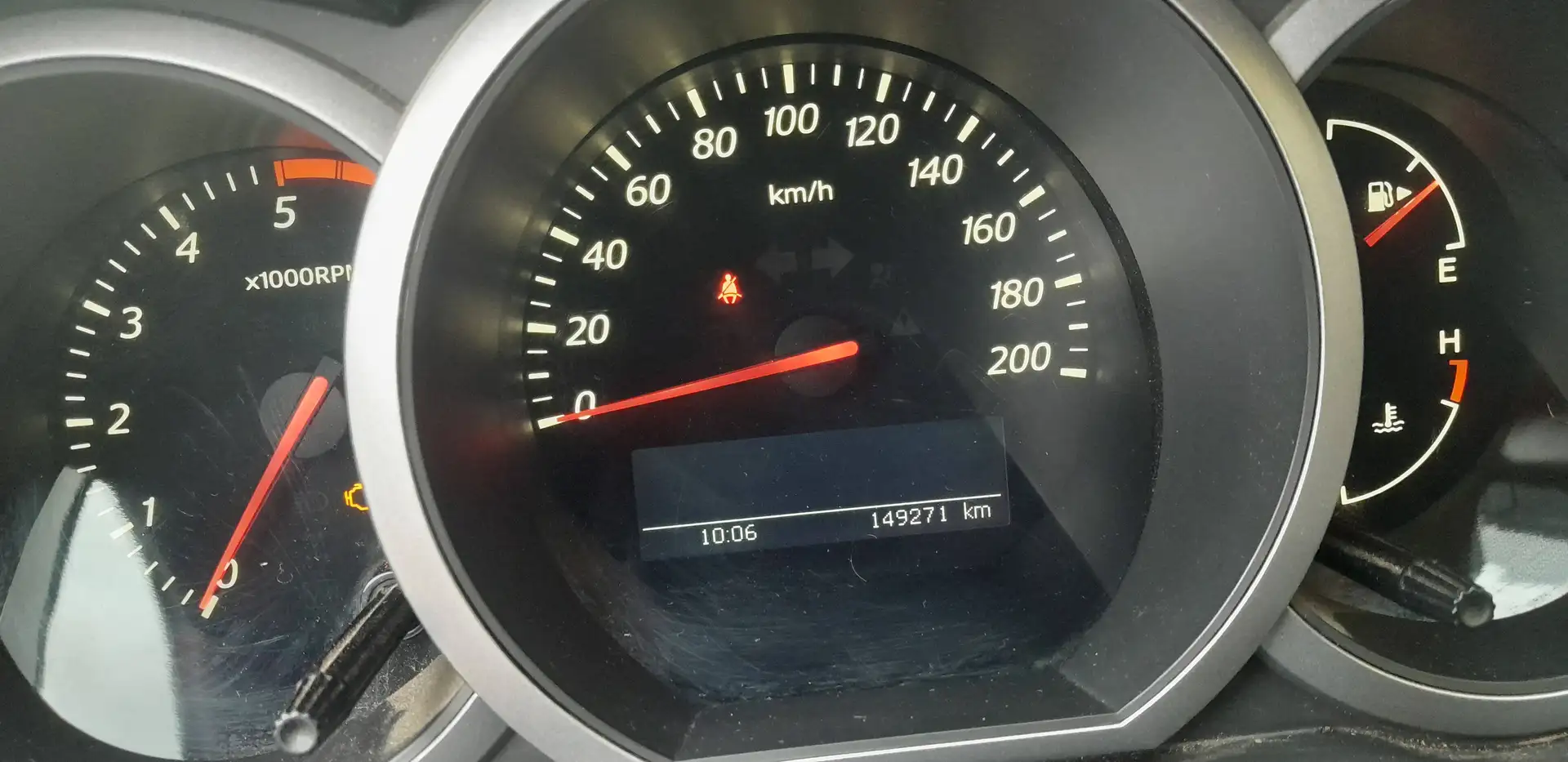 Suzuki Grand Vitara Grand Vitara 1,9 VX-E Executive DDiS Executive Silber - 1