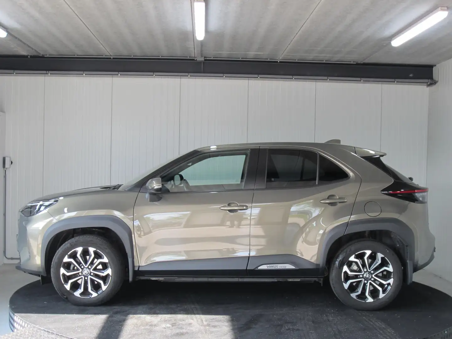 Toyota Yaris Cross 1.5 VVT-I First Edition Navi Trekhaak 1.350 Geremd Groen - 2