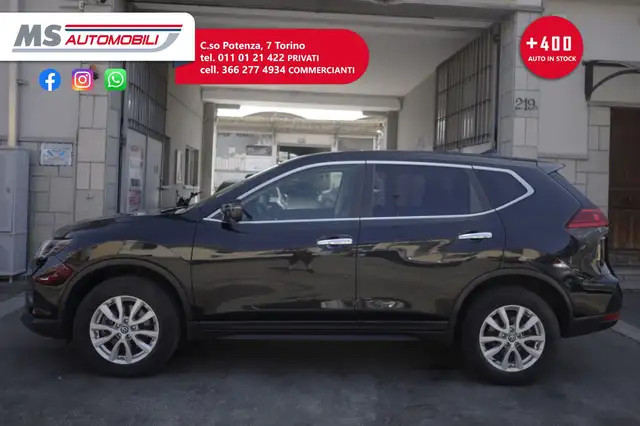 Nissan X-Trail view 4