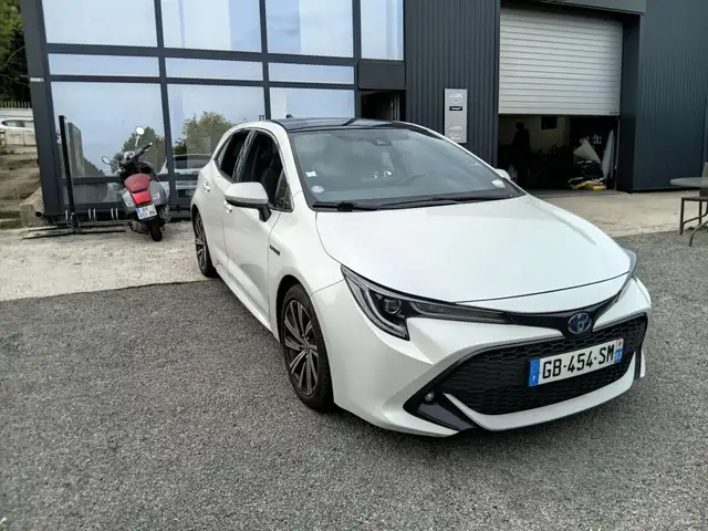 Toyota Corolla view 2