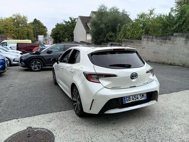 Toyota Corolla view 5