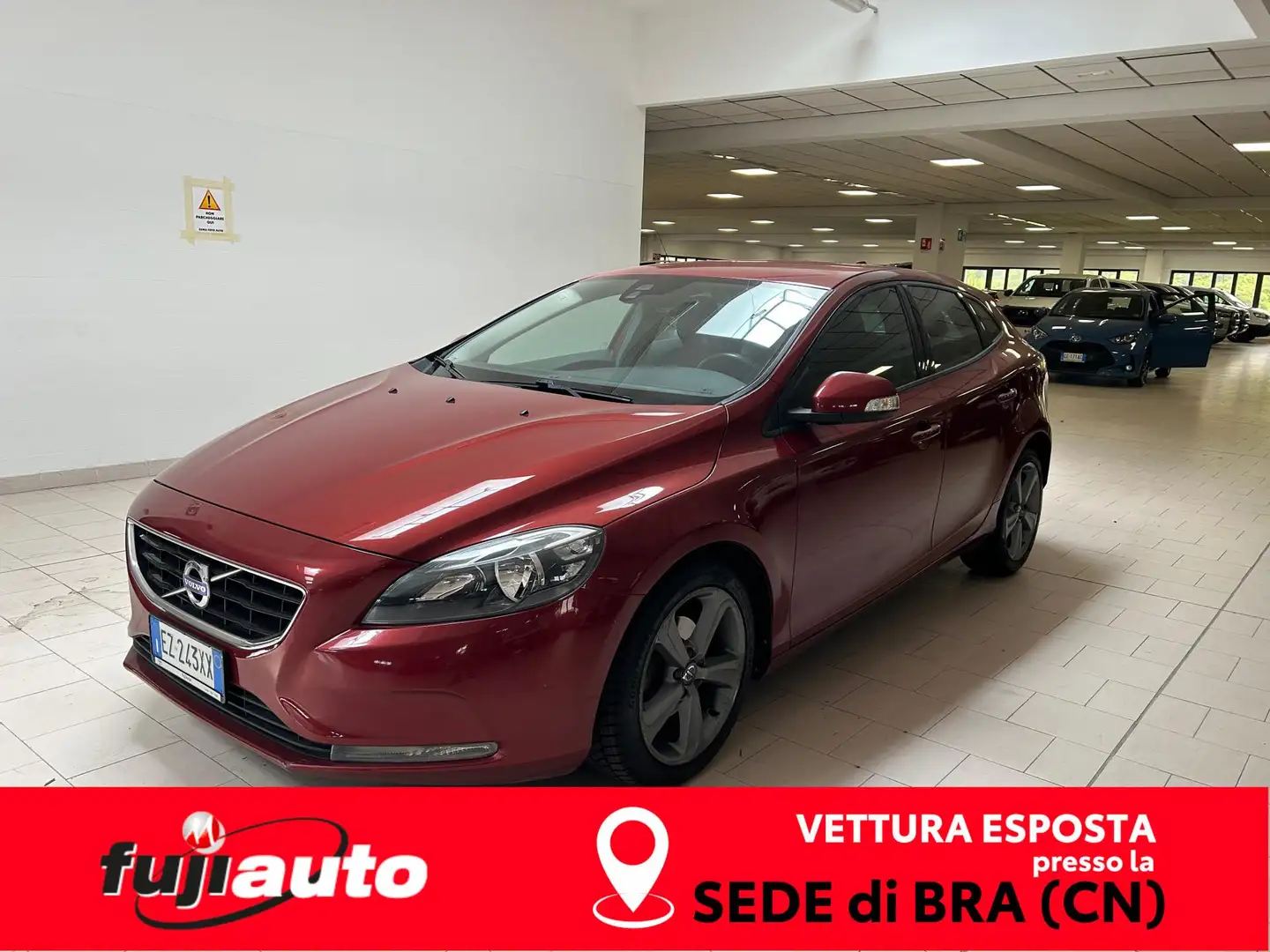 Volvo V40 V40 1.6 d2 Kinetic Roşu - 1